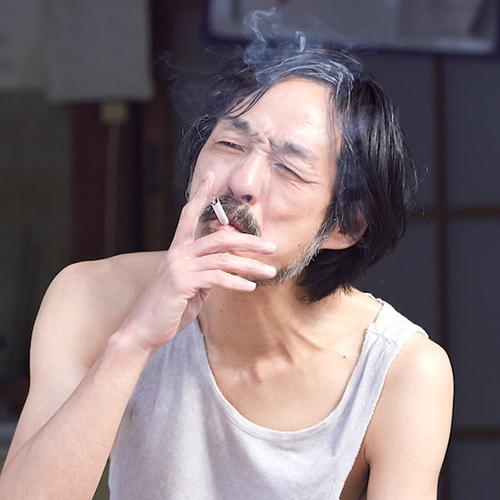明野哲夫／宮藤官九郎